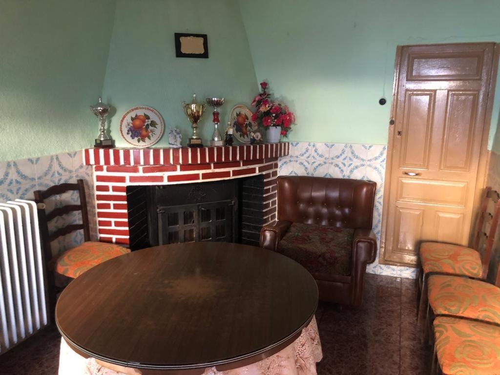 فيلا La Chimenea De La Tia Engracia رويديرا المظهر الخارجي الصورة